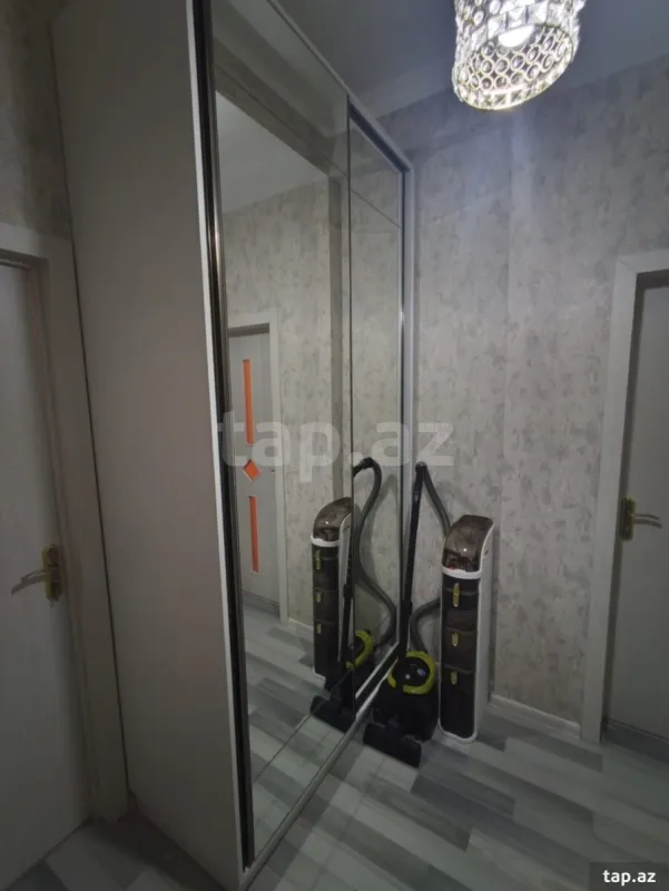 Satılır 2 otaqlı yeni tikili 60 m²