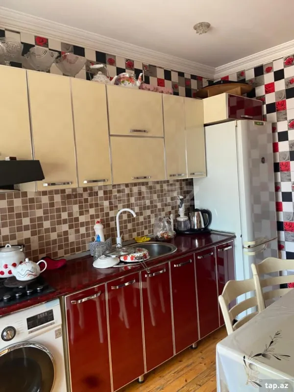 Satılır 3 otaqlı həyət evi
