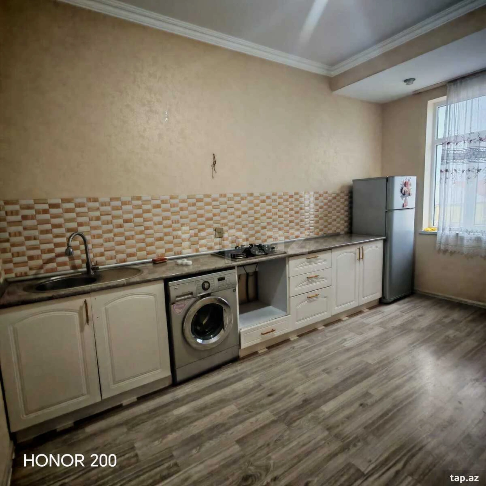 Kirayə verilir 1 otaqlı yeni tikili 45 m²