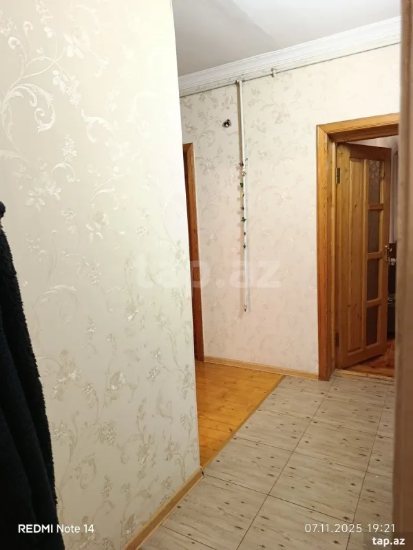 Satılır 4 otaqlı mənzil 70 m²