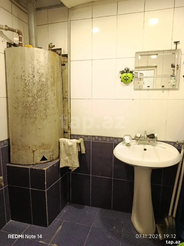 Satılır 4 otaqlı mənzil 70 m²