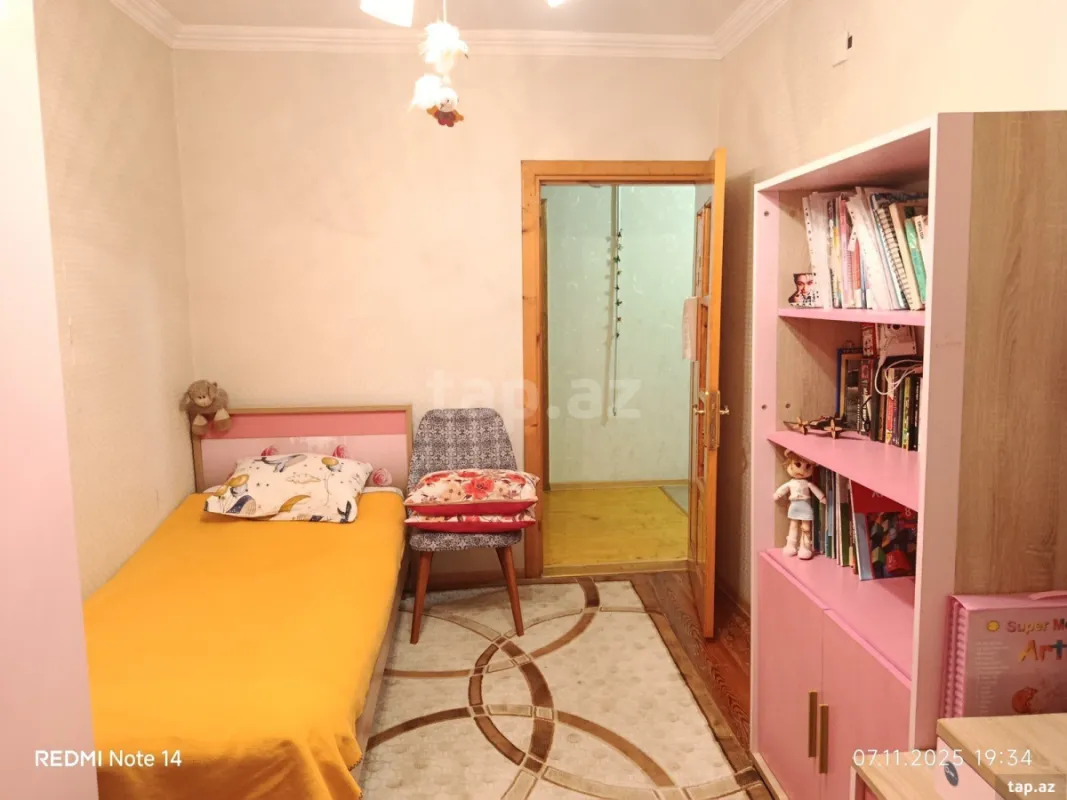 Satılır 4 otaqlı mənzil 70 m²
