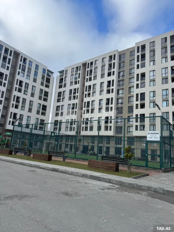 Kirayə verilir 2 otaqlı yeni tikili 75 m²