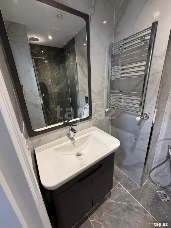 Kirayə verilir 2 otaqlı yeni tikili 54 m²