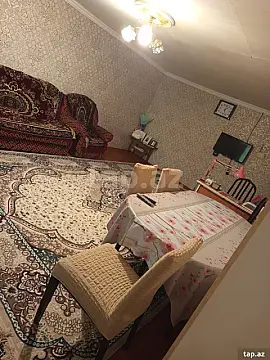 Satılır 4 otaqlı həyət evi