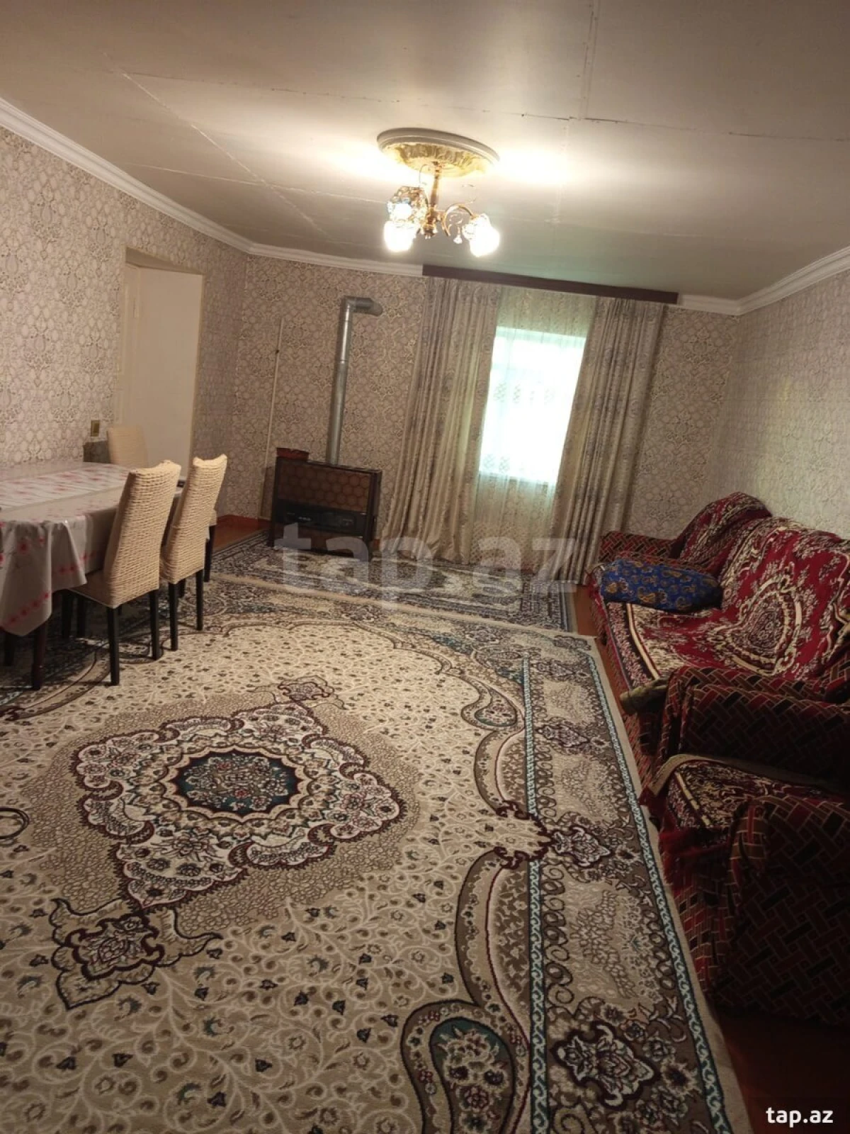 Satılır 4 otaqlı həyət evi