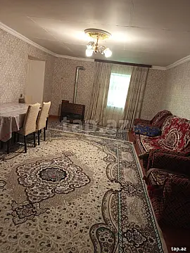 Satılır 4 otaqlı həyət evi