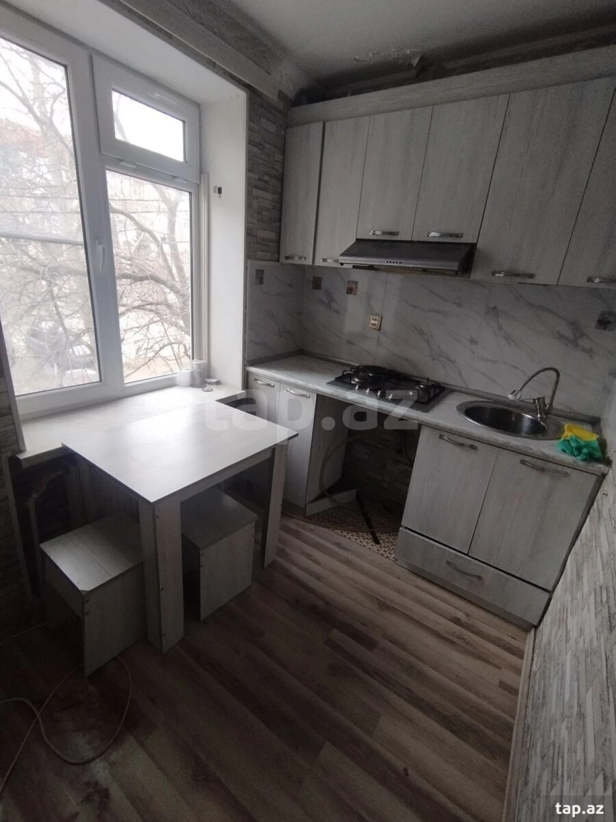 Kirayə verilir 2 otaqlı mənzil 48 m²