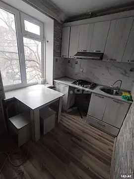 Kirayə verilir 2 otaqlı mənzil 48 m²