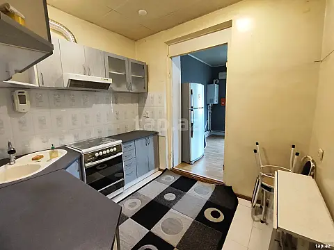 Kirayə verilir 4 otaqlı mənzil 110 m²