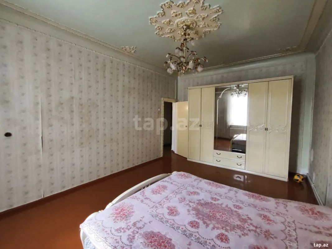 Kirayə verilir 4 otaqlı mənzil 110 m²