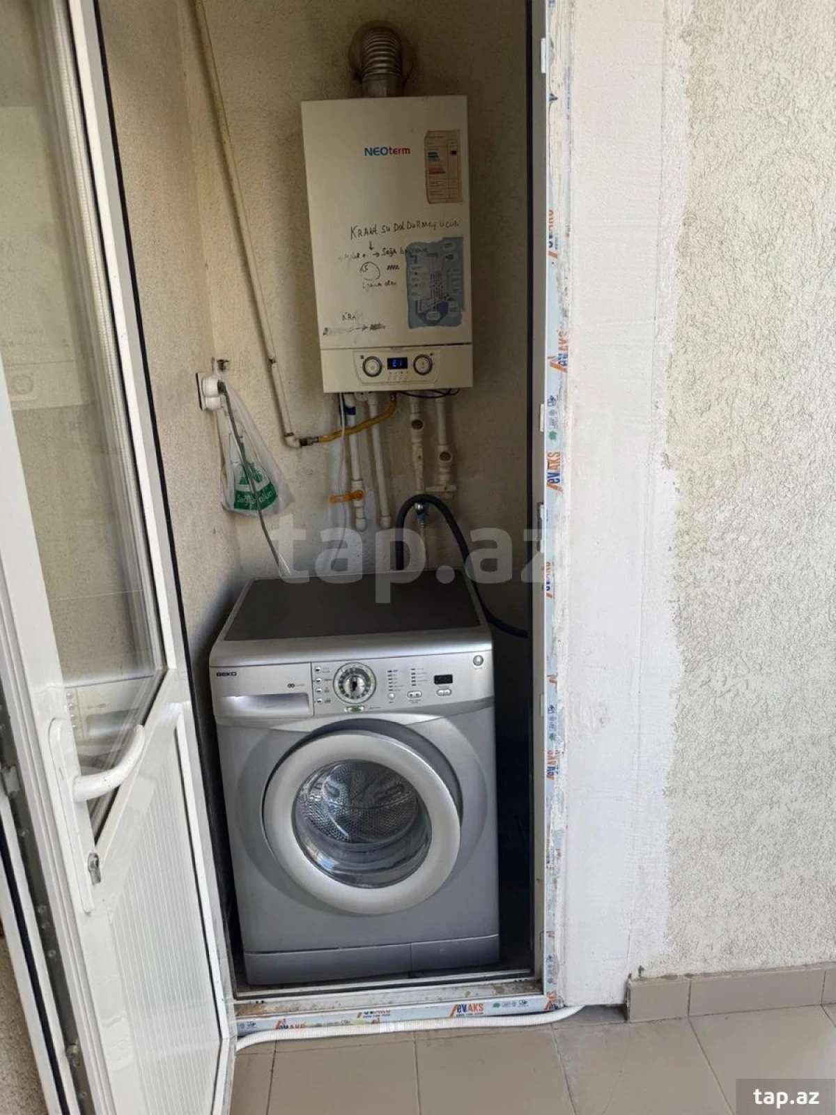 Kirayə verilir 2 otaqlı yeni tikili 80 m²