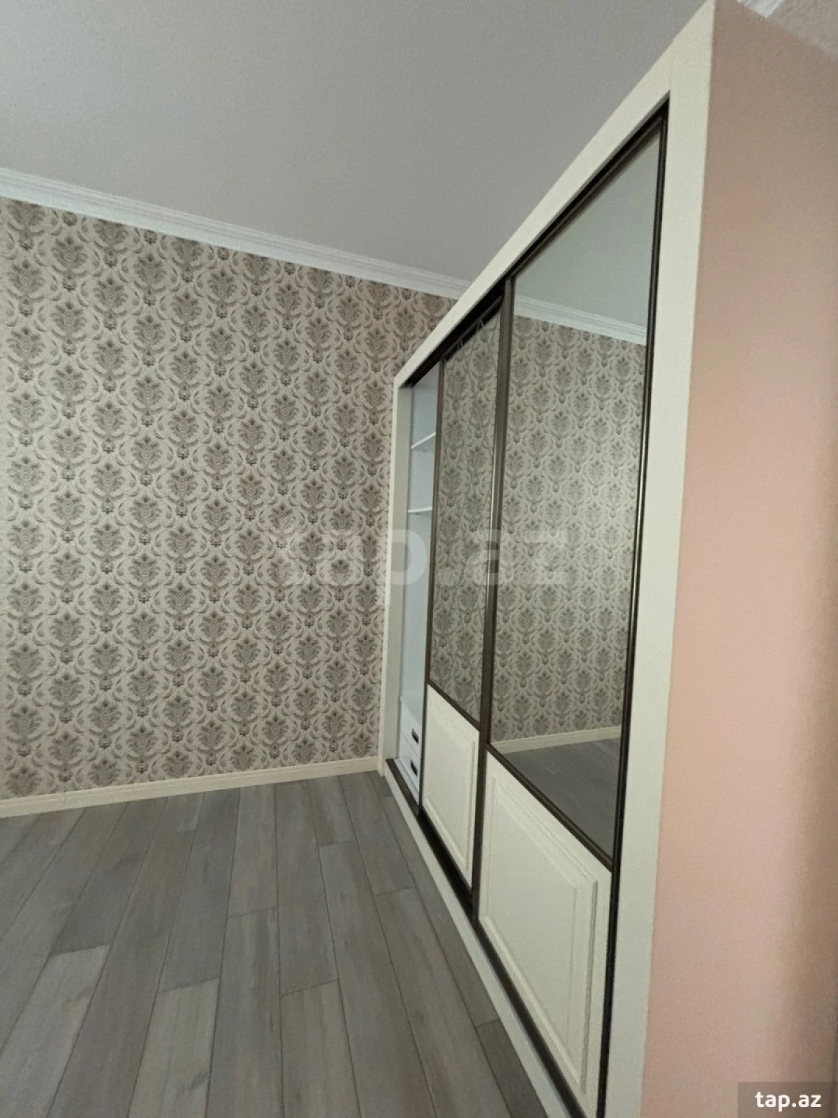 Satılır 6 otaqlı həyət evi 187 m²