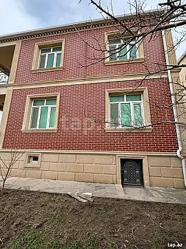 Satılır 6 otaqlı həyət evi 187 m²