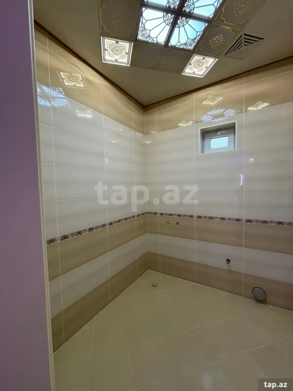 Satılır 6 otaqlı həyət evi 187 m²