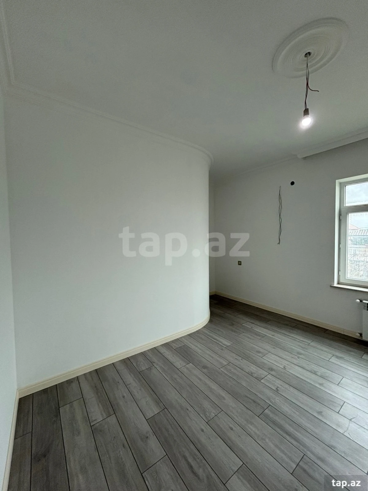 Satılır 6 otaqlı həyət evi 187 m²