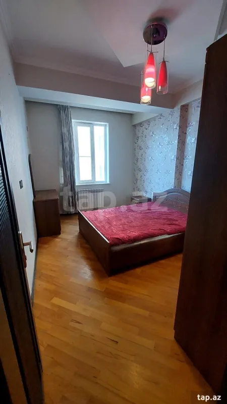 Kirayə verilir 2 otaqlı yeni tikili 97 m²