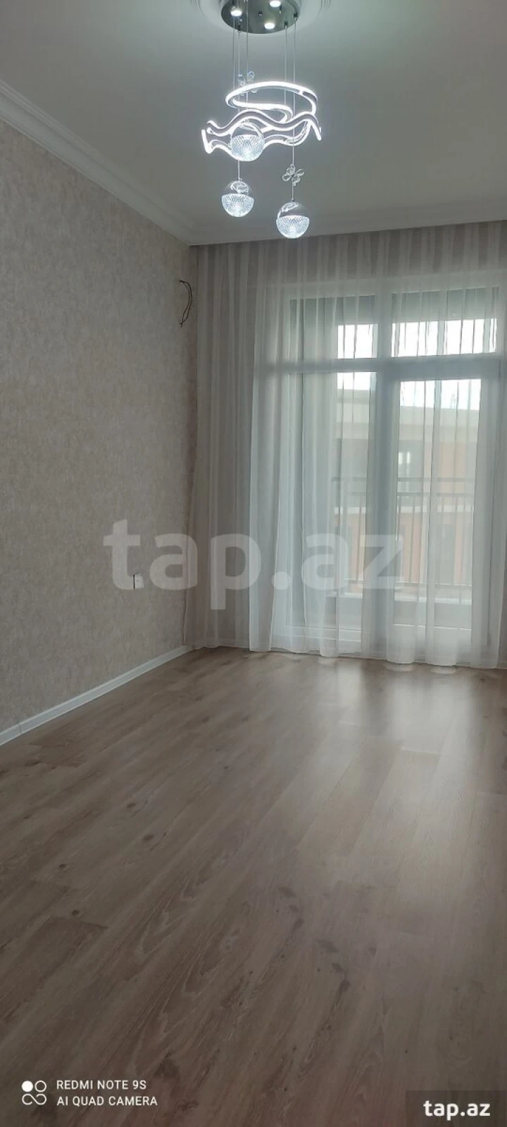Kirayə verilir 2 otaqlı yeni tikili 74 m²