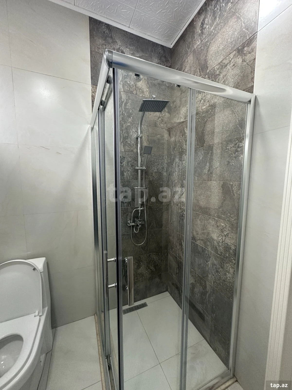 Kirayə verilir 4 otaqlı həyət evi