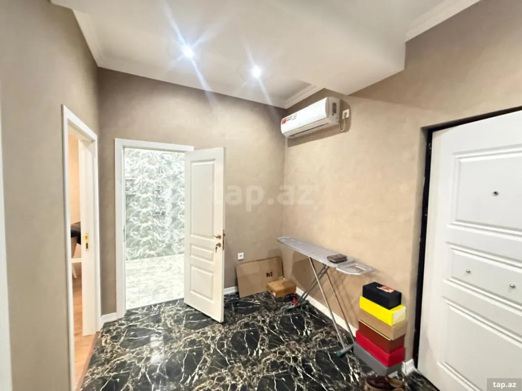 Kirayə verilir 2 otaqlı yeni tikili 80 m²