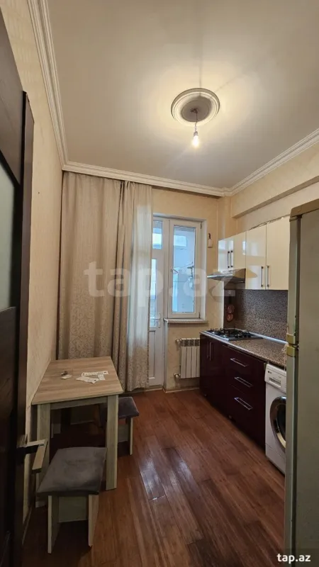 Kirayə verilir 1 otaqlı yeni tikili 41 m²