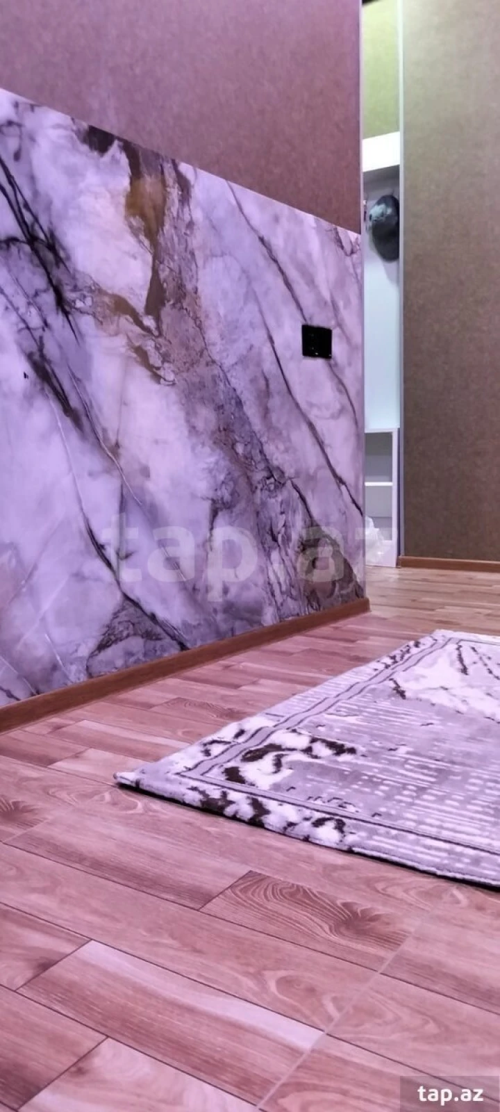 Kirayə verilir 2 otaqlı yeni tikili 50 m²