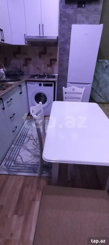 Kirayə verilir 2 otaqlı yeni tikili 50 m²