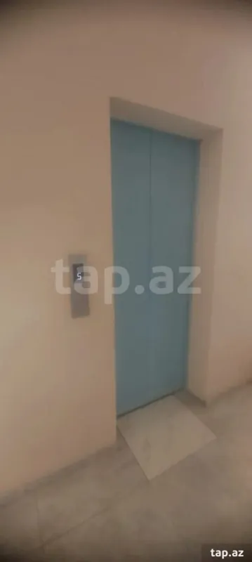 Kirayə verilir 2 otaqlı yeni tikili 50 m²