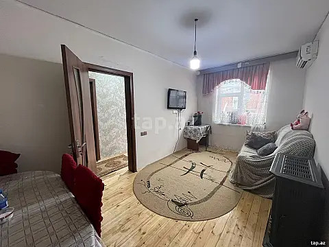 Satılır 3 otaqlı həyət evi