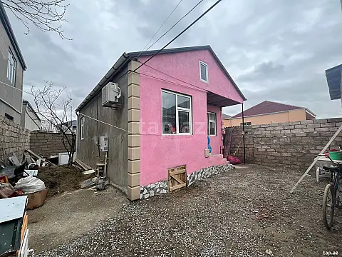 Satılır 3 otaqlı həyət evi