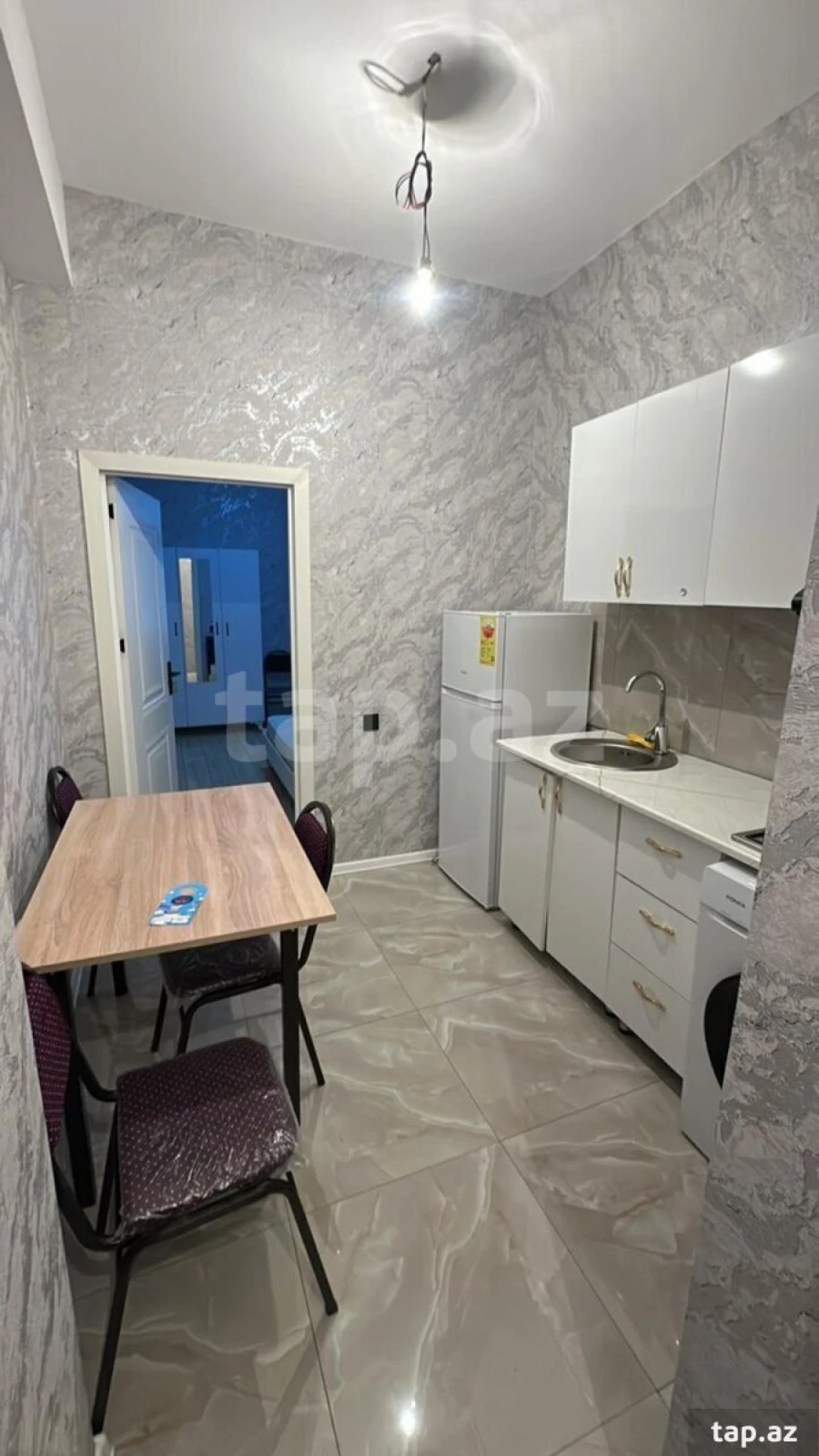 Kirayə verilir 2 otaqlı yeni tikili 40 m²
