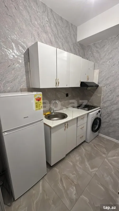 Kirayə verilir 2 otaqlı yeni tikili 40 m²