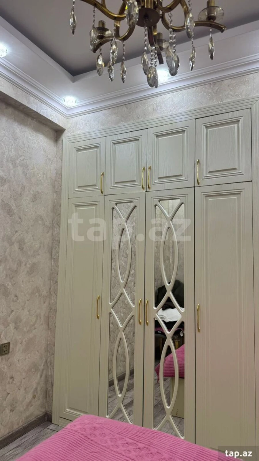 Kirayə verilir 2 otaqlı yeni tikili 72 m²