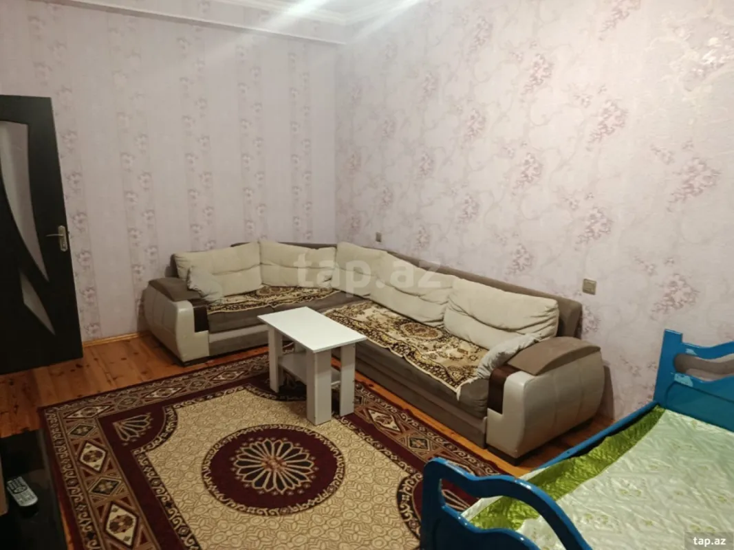 Kirayə verilir 2 otaqlı yeni tikili 45 m²
