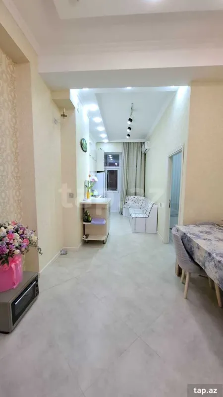 Satılır 2 otaqlı yeni tikili 68 m²