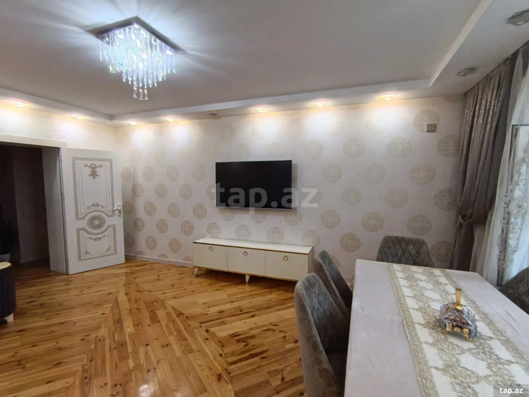 Kirayə verilir 3 otaqlı yeni tikili 80 m²