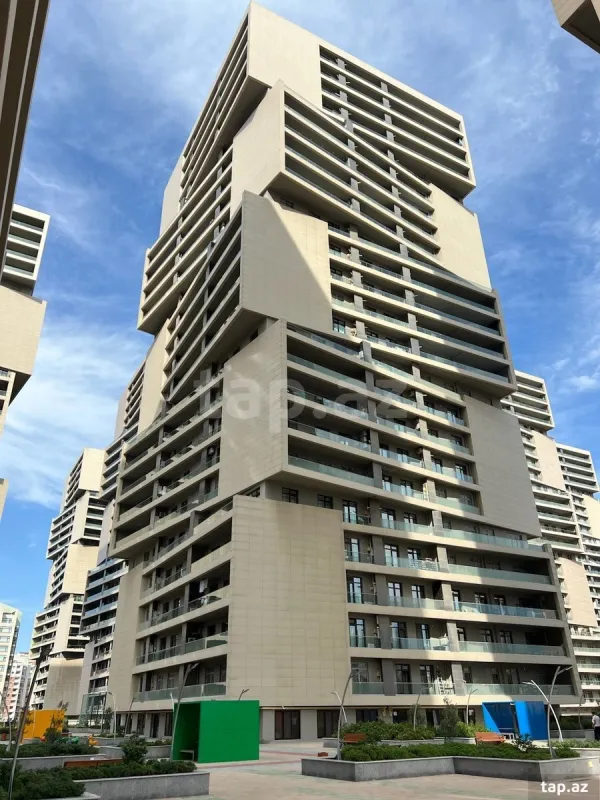 Satılır 2 otaqlı yeni tikili 98 m²