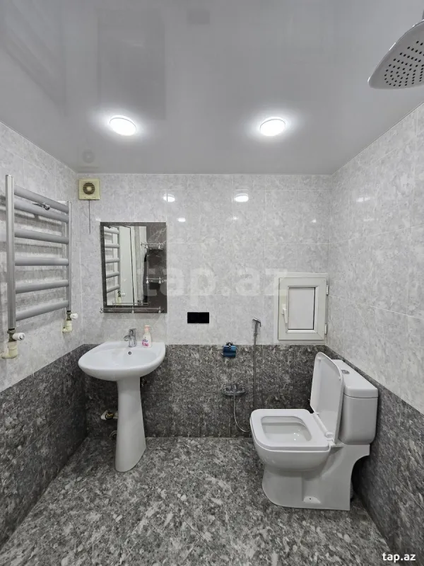 Satılır 2 otaqlı yeni tikili 50 m²