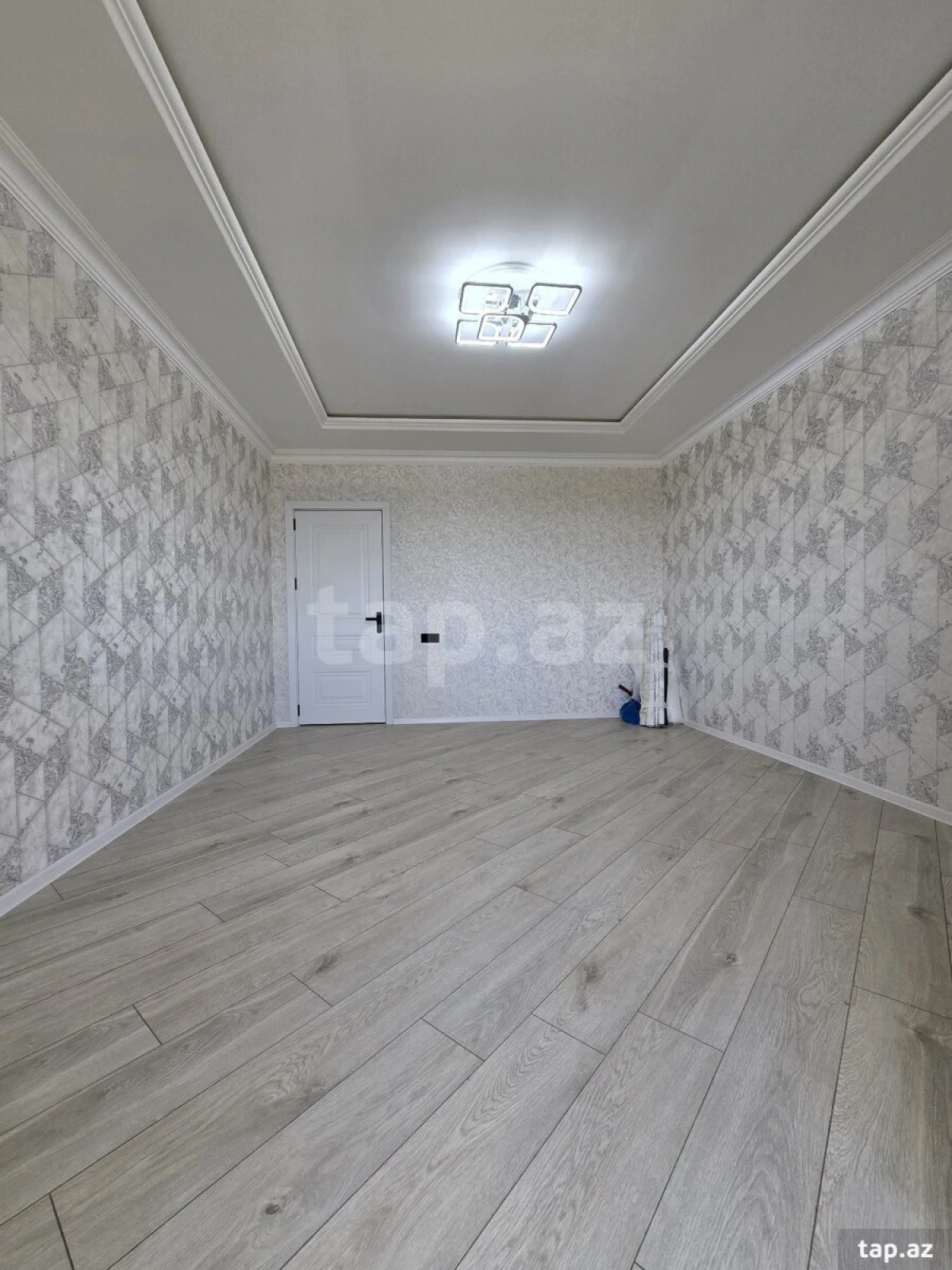 Satılır 2 otaqlı yeni tikili 50 m²