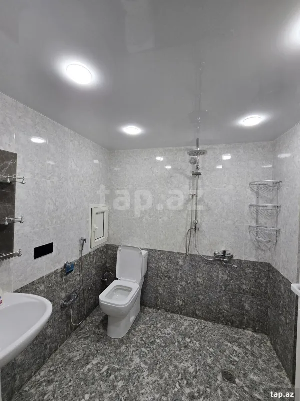 Satılır 2 otaqlı yeni tikili 50 m²