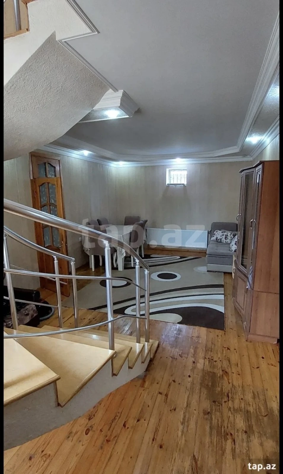 Satılır 5 otaqlı həyət evi