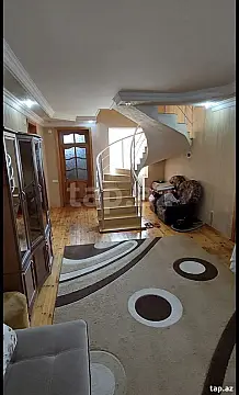 Satılır 5 otaqlı həyət evi