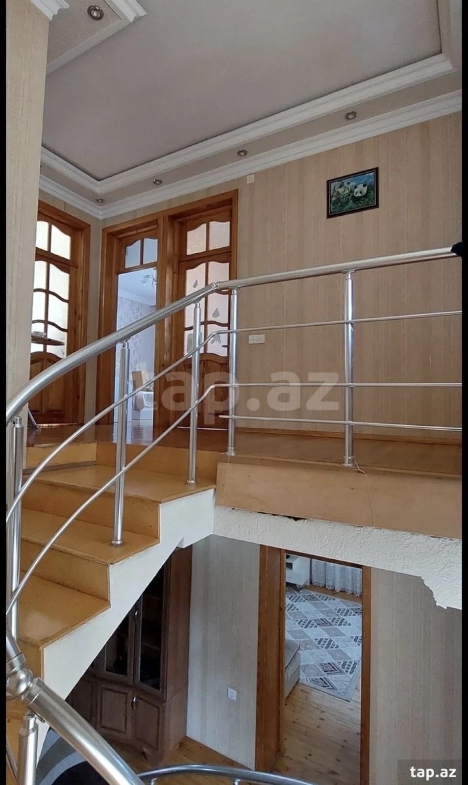 Satılır 5 otaqlı həyət evi