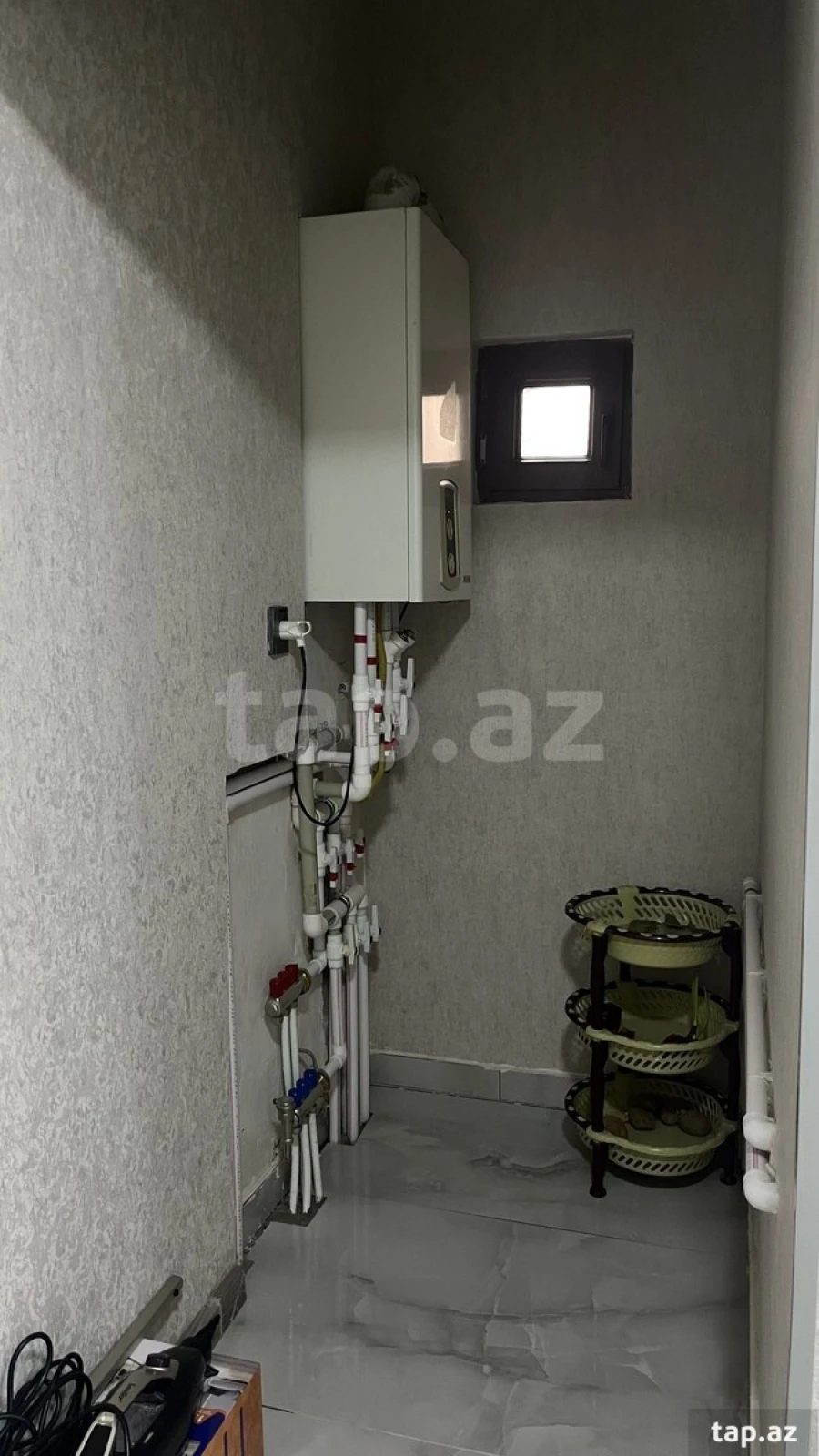 Satılır 5 otaqlı həyət evi