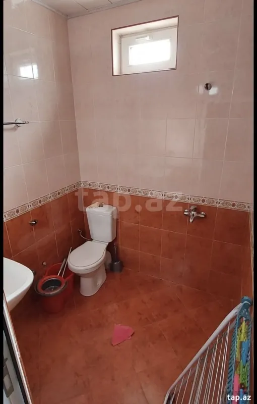 Satılır 5 otaqlı həyət evi