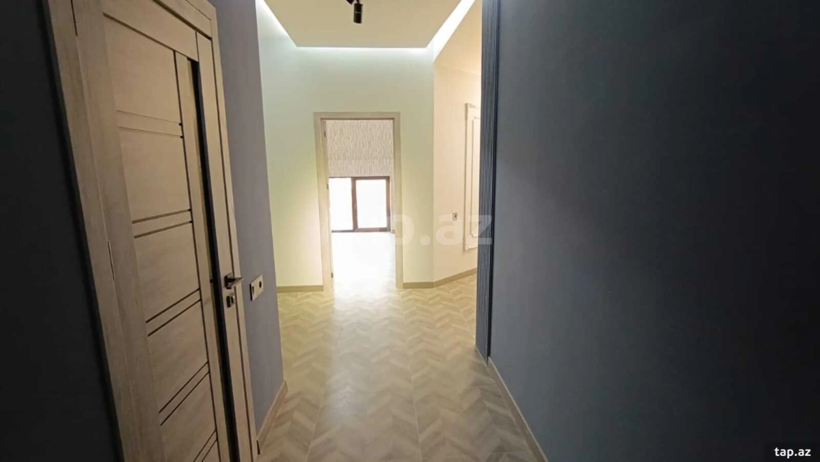 Satılır 2 otaqlı yeni tikili 103 m²