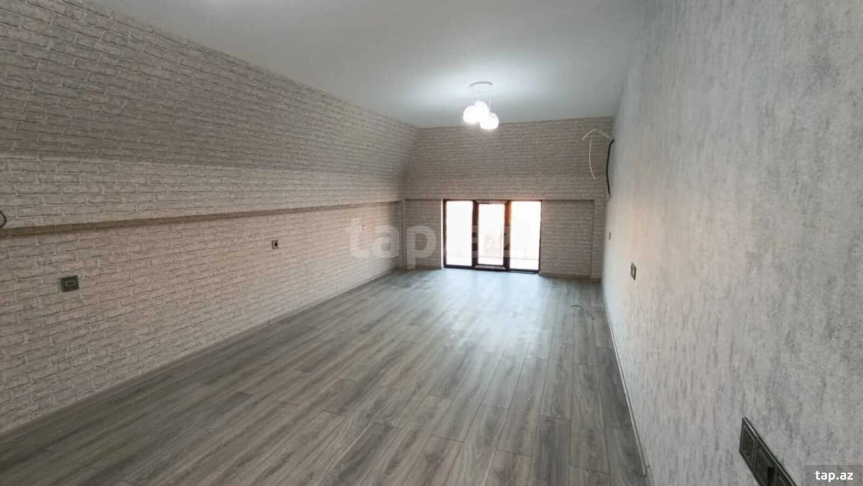 Satılır 2 otaqlı yeni tikili 103 m²