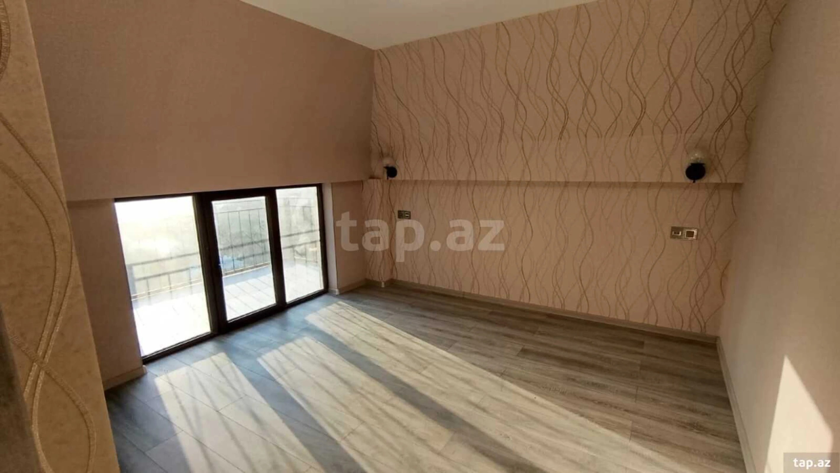 Satılır 2 otaqlı yeni tikili 103 m²