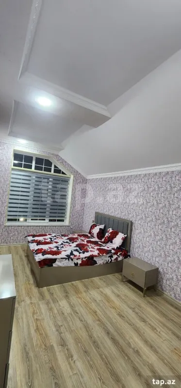 Kirayə verilir 4 otaqlı həyət evi