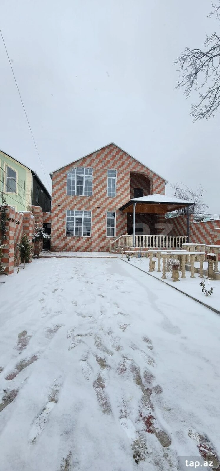 Kirayə verilir 4 otaqlı həyət evi